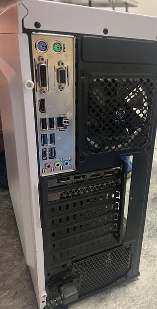 PC Gaming Potente + Monitor
