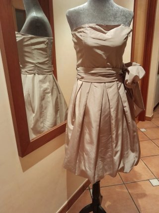 Vestido fiesta palabra de honor beige/dorado