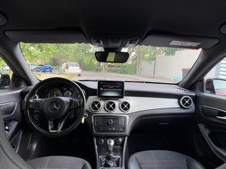 Mercedes-Benz Clase CLA 2015 etiqueta C