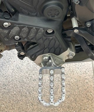 Estriberas Tenere 700 Aluminio Anchas
