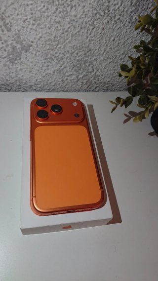 iPhone 17 Pro Naranja