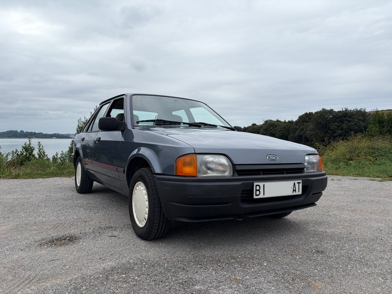 Ford Escort mk4 1.6 carburación 90cv HISTÓRICO - foto 1