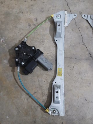 Elevalunas Eléctricos Delanteros Opel Corsa D