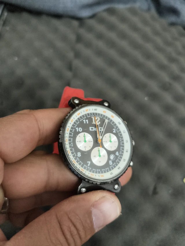 Reloj Dolce & Gabbana Negro/Rojo