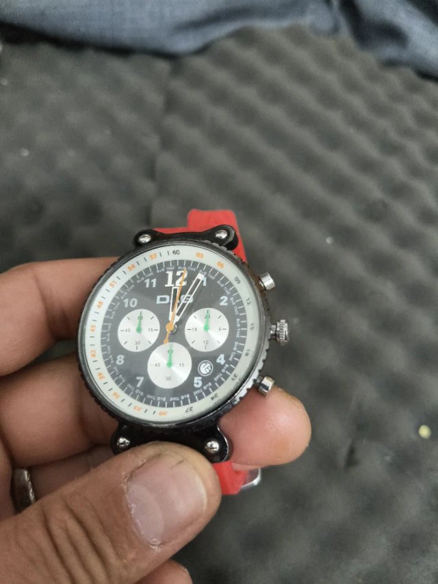 Reloj Dolce & Gabbana Negro/Rojo