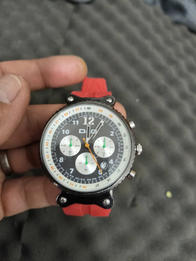 Reloj Dolce & Gabbana Negro/Rojo