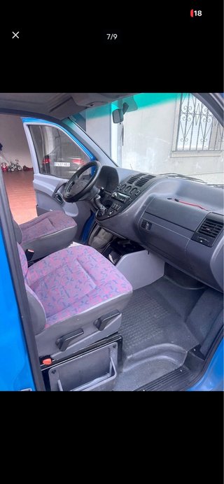 Mercedes-Benz V220 2000