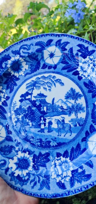 2 piatti Staffordshire 1825