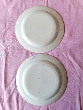2 piatti Staffordshire 1825