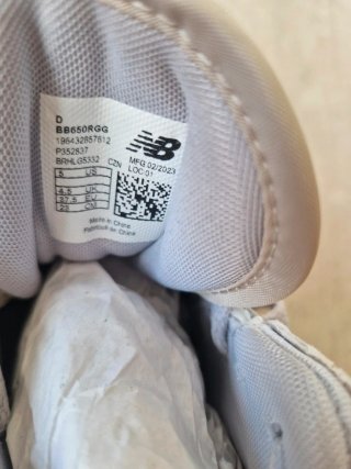 New Balance 650 Gris con etiquetas