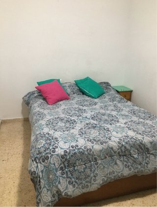 Habitacion amplia disponible