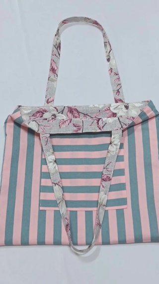 Bolso reversible estampado floral