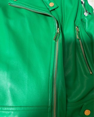 Chaleco verde Lola Casademunt