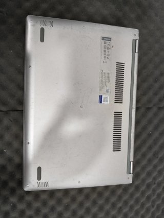 Lenovo Yoga Plata