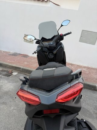 Yamaha XMAX Tech MAX 125 Negra