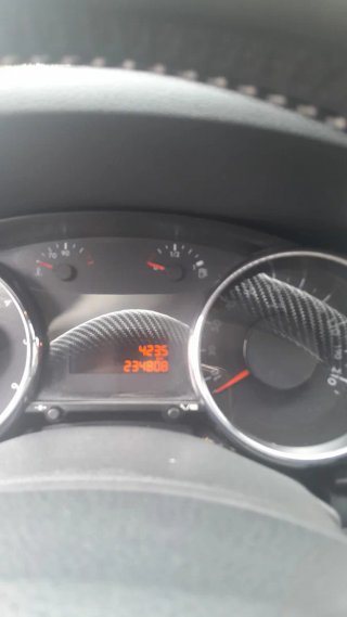 Peugeot 3008 bien cuidado y todo al día