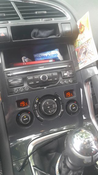 Peugeot 3008 bien cuidado y todo al día