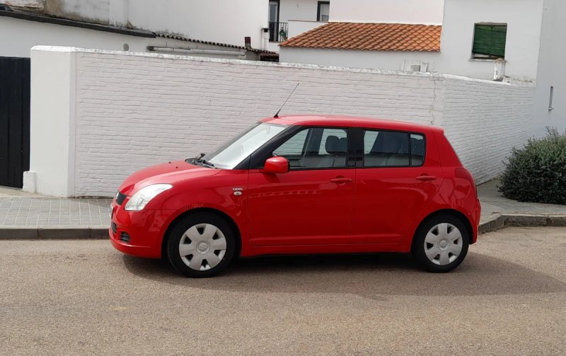 Suzuki Swift 2006 - foto 1