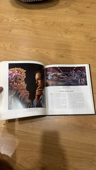 Libro de arte Paradox: The Art of Stephen Youll,