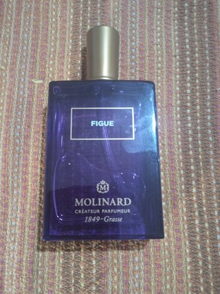 Perfume Figue Molinard Morado y Dorado