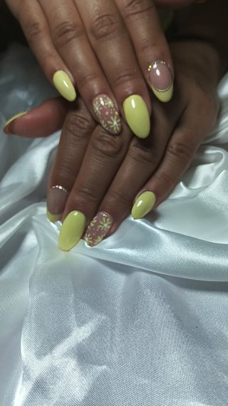 Uñas de lujo - Manicura profesional