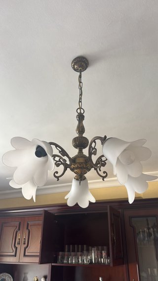 Lámpara de mesa moderna