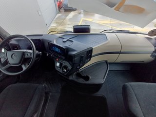 Mercedes ACTROS 1851LS-CABEZA TRACTORA