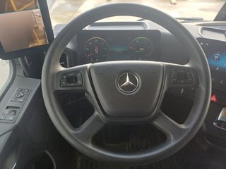 Mercedes ACTROS 1851LS-CABEZA TRACTORA