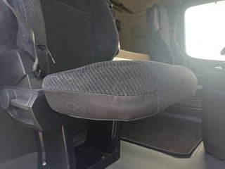 Mercedes ACTROS 1851LS-CABEZA TRACTORA