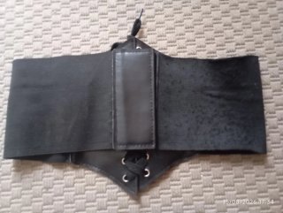 Cinturón Corsé Negro con Cordones