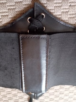 Cinturón Corsé Negro con Cordones