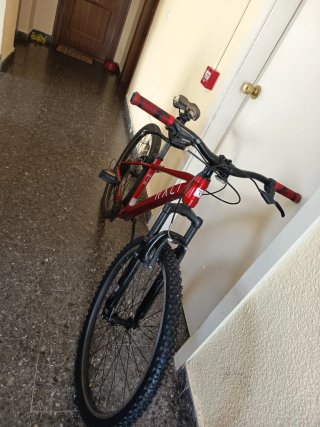 Bicicleta PRO 1 Roja