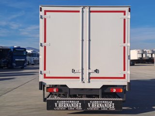 DAF XB 230 FA-CAMIONES FURGONES / CAMION PAQUETERO