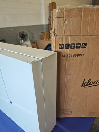 Botiquín metálico 3 niveles con llave TARA