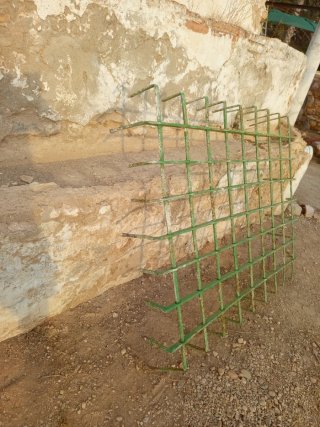Reja metálica antigua 150x120 cm