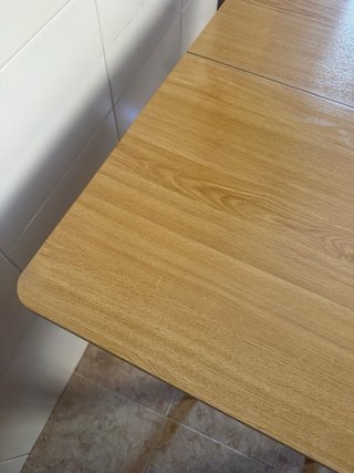 Mesa de madera con cajón y 2 taburetes