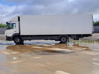 Mercedes ATEGO 1230L-CAMIONES FURGONES / CAMION PA