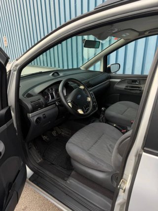 Ford Galaxy 2001