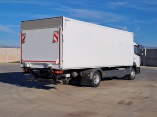 Mercedes ATEGO 1227L-CAMIONES FURGONES / CAMION PA
