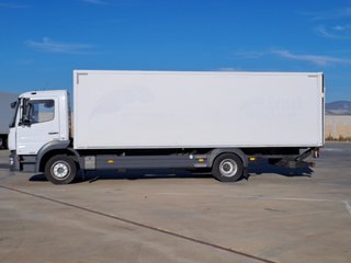 Mercedes ATEGO 1227L-CAMIONES FURGONES / CAMION PA