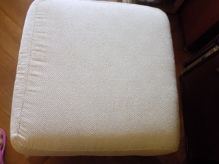 Puff beige de tela