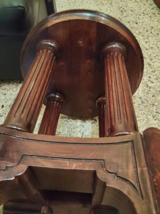 Lote 3 Muebles Antiguos Madera y Terciopelo
