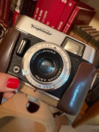 Camara de foto con Funda de cuero