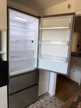 Nevera Haier 70cm 3 puertas – 483L No Frost