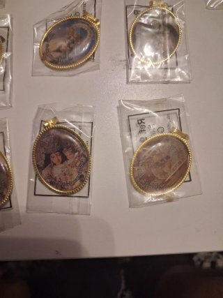Lote 29 Medallas Vírgenes Ciudades Españolas