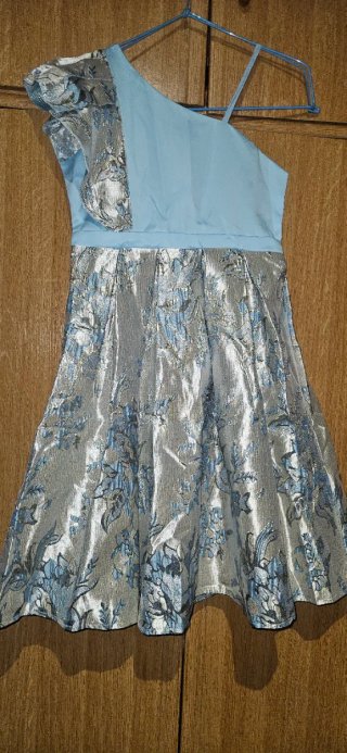 Vestido fiesta azul y plateado