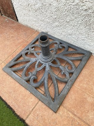 Base para sombrilla de hierro fundido forja 58x58