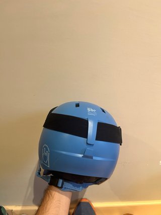 Casco y gafas de esquí
