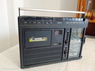Radio Cassette Graetz 305. Euro Corder. Año 1975.
