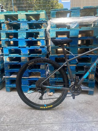 Bicicleta Montaña Giant Terrago 29er 2 GE